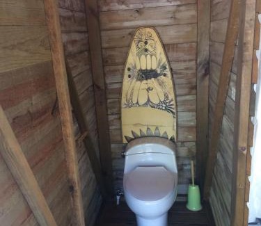 Hope Well Bed & Breakfast | El Toucan Loco Floating Lodges