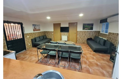 Barajas de Melo Cottage | EL TXOKO RURAL HOUSE