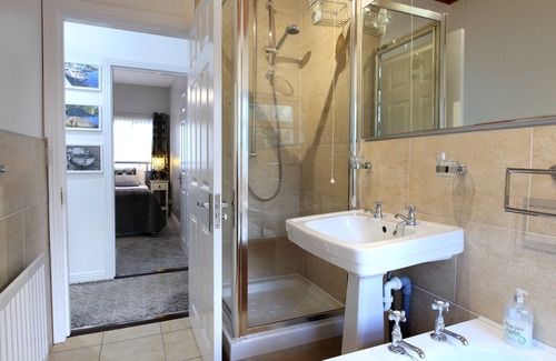 Londonderry Bed & Breakfast | Elagh View Bed & Breakfast