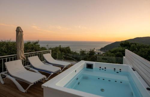 Agia Kiriaki House | Elaia's Villas Hot Tub & Seaview
