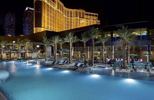Las Vegas House | Elara Las Vegas Strip-2 Bedroom