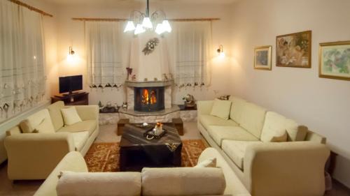 Elati House | Elati Electra's Cozy House