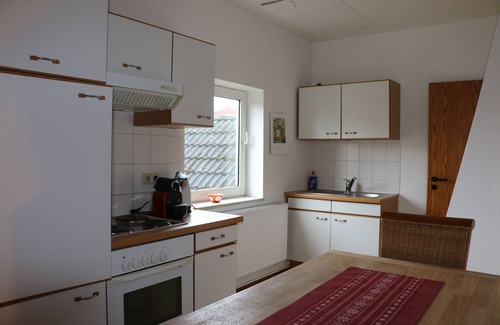 Wedel Apartment | Elbapartment/5 minutes to Willkomm-Höft