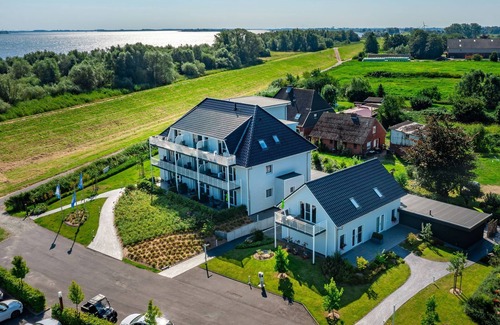 Krautsand Apartment | Elbe view apartment D4 R2 - Roof terrace with Elbe view - Vacation on Krautsand