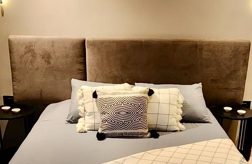 Las Lomas I House | Elbrus Luxury Loft With Jacuzzi 5 Min Lleras Park