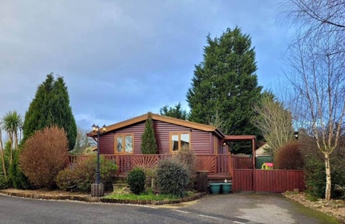Low Catton House | Elckys Holiday HOT TUB Lodge York