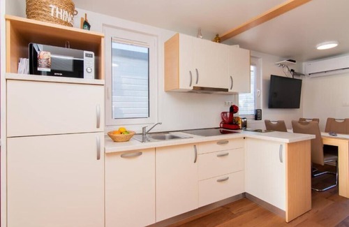 Piran Boat Rental | Eldamar Floating House Marina Portorož