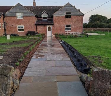Broad Hinton Hotel | Elderbrook House