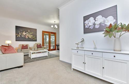 Elderslie House | Elderslie House - Stunning Country House