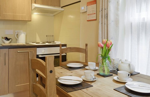Cayton Cottage | Eldin Hall Cottage 1 - UK2483