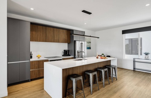 Arts District House | Eldorado - 2 Units - Hot Tub - Private Patios