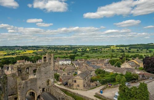 Middleham House | Eldred Cottage
