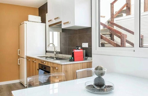 Collblanc y La Torrassa Apartment | Elegant and luxurious interior designed apartment, perfect for those who are in search of the finer things in life.
