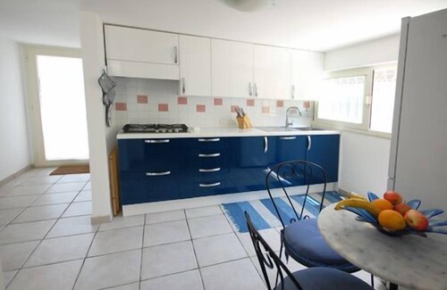 Santa Margherita di Pula Villa | elegant villa of 240 sqm with all comforts 100 meters from a private beach