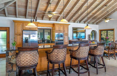 Virgin Gorda Villa | Elegance and Island Charm Greet You At This Beautiful Rental Villa