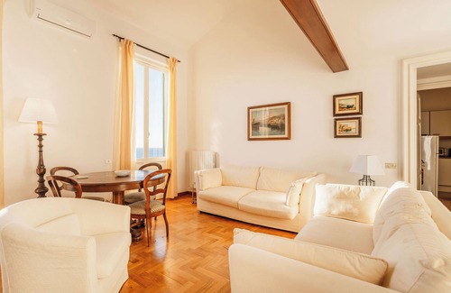 Pieve Ligure Apartment | {Elegance by the sea}-with wifi and garden 200 meters from the cliff