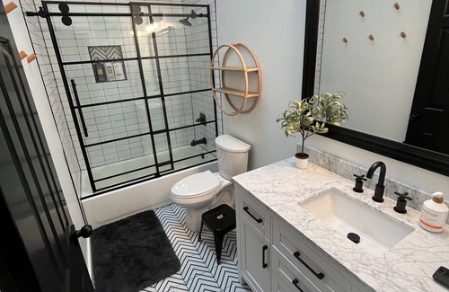 McArdle House | Elegance & Comfort Combined in Amazing 5BR House!
