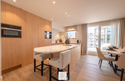Knokke Apartment | Elegance Floor, Luxury on the top floor