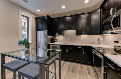 Traverse City Condo | Elegance in Downtown Traverse City