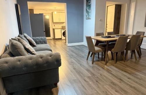 Edgbaston House | Elegance meets Comfort