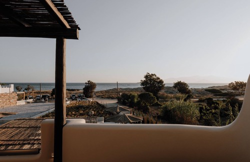 Plaka Villa | Elegance Villa with Private Pool and Private Jacuzzi