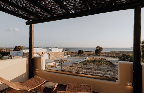 Plaka Villa | Elegance Villa with Private Pool and Private Jacuzzi