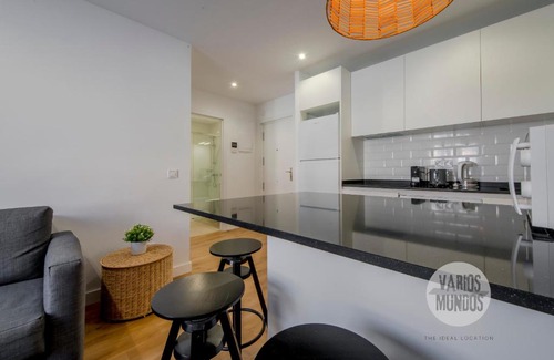 Imperial Apartment | Elegancia con parking para 4, vive La Latina