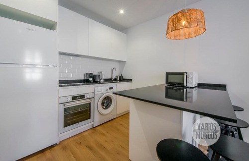 Imperial Apartment | Elegancia con parking para 4, vive La Latina