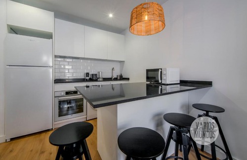 Imperial Apartment | Elegancia con parking para 4, vive La Latina