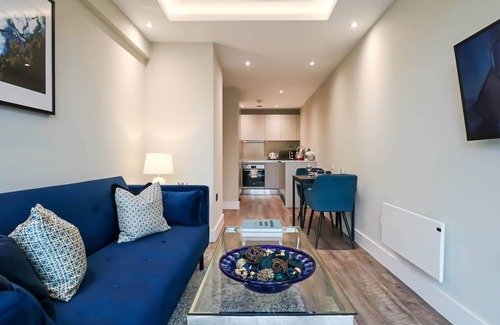 Welwyn Garden City Apartment | Elegant 1 bedroom in heart of Welwyn Town Centre!