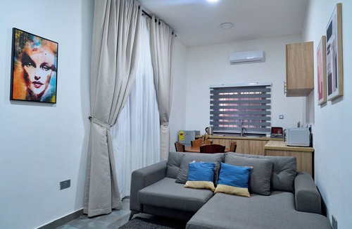 Madina Apartment | Elegant 1- Bed Urban Retreat