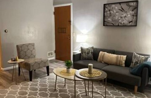Ottawa House | Elegant 1Bed/1Bath Pets OK, Close to ProMedica, UT