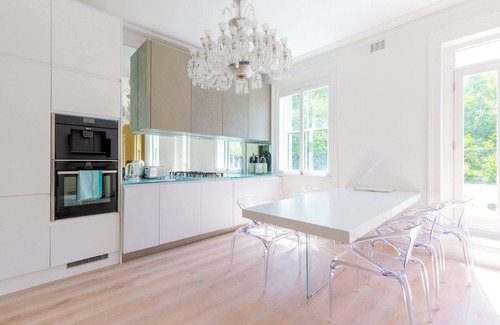 Knightsbridge and Belgravia Apartment | Elegant 1BR Flat w/Balcony by Hyde Park