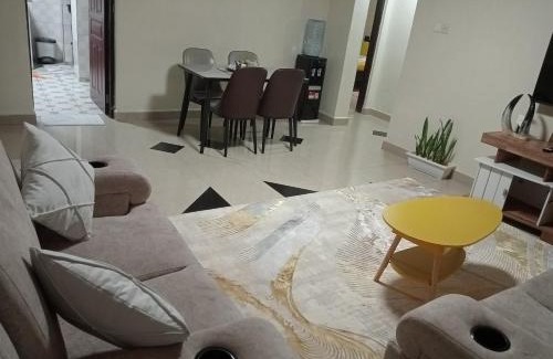 Eldoret Apartment | Elegant 2 Bedroom Apartment close to Rupa Mall, Noble Hotel,Poa PLace, Mediheal hospital, TopHill Hospital and St Lukes Hospital