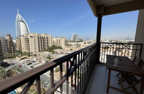 Umm Suqeim 3 Apartment | Elegant 2 Bedroom + Maid's Room in Rahaal 2, MJL