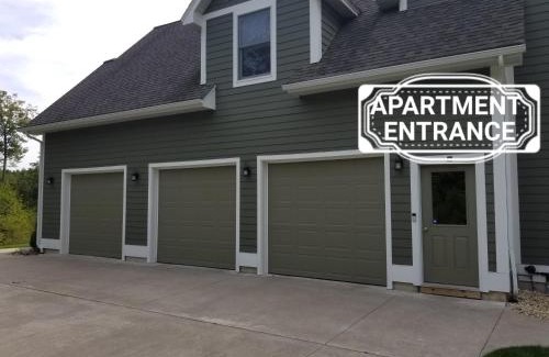 Traverse City Apartment | Elegant 2 King Bedrooms Apartment - 4 guest maximum and2 night minimum