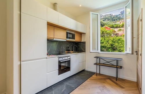 Beausoleil Apartment | Elegant 2-room apartment with sea view on the outskirts of Monaco