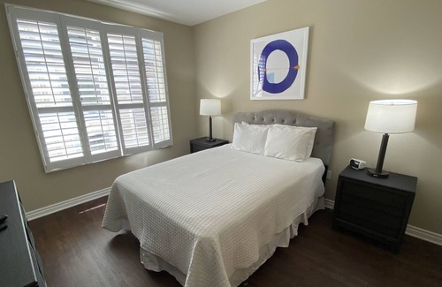 University City Apartment | Elegant 2bedroom in La Jolla
