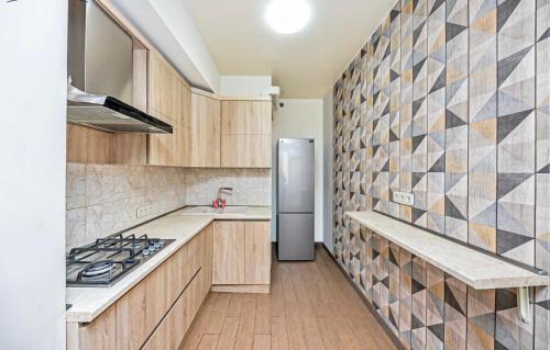 Nor-Nork Apartment | Elegant 2BR Urban Hideaway - Parkside, near Mega Mall