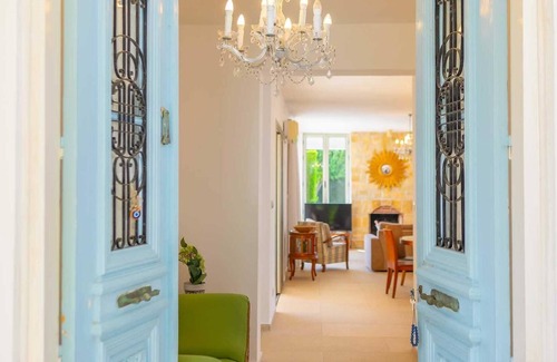 Giolou Villa | Elegant 3 bed villa with hot tub room!