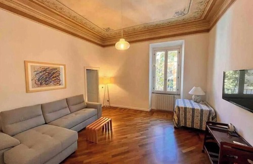 Quartiere XVII Trieste Apartment | ELEGANT 3-BEDROOM APARTMENT WITH AIR CONDITIONING AND NATURAL LIGHT IN CENTRAL