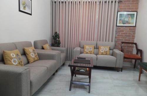 Banani Apartment | Elegant 3BR Apt with Banani Views ,Great Location