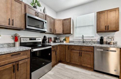 Saint Claude Apartment | Elegant 5BR Getaway in NOLA