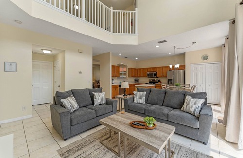 Solana House | Elegant 6 bedroom home in the Solana Resort