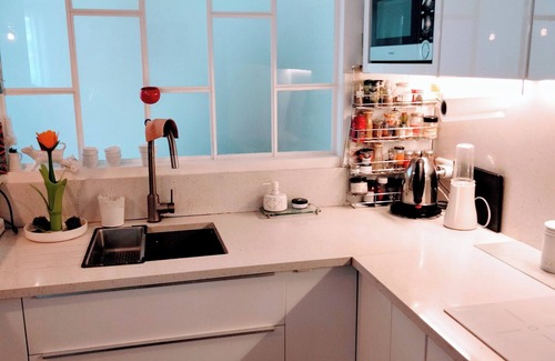 Epinettes Apartment | Elegant 75 m2 apartment in Les Batignolles (75017) for 4 people