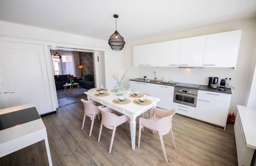 Binnenstad Apartment | Elegant 75m² Two-Bedroom Apartment (SD-23-G)