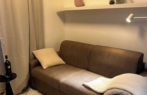 Certosa Apartment | Elegant 80sqm near Sempione