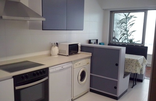 Santander Apartment | Elegant and comfortable apartment in a residential area near the beach