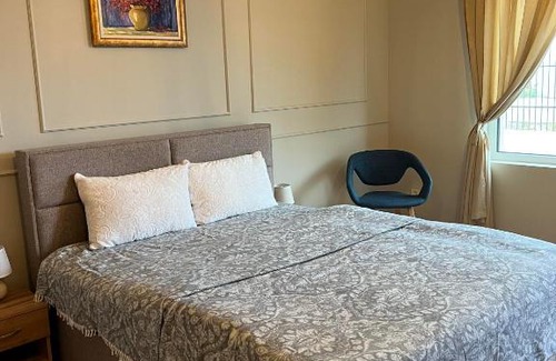 Kostinbrod House | Elegant and cozy room ARAKS
