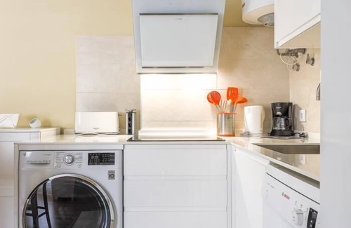 San Julian Apartment | Elegant and modern in the most authentic Seville